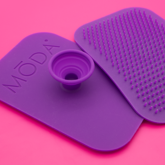Moda Brush Makeup Brush Scrubby Cleaning Pad